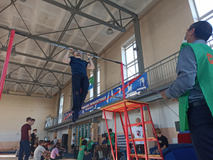 Более полусотни белогорцев сегодня выполнили нормы ГТО по гимнастическим видам