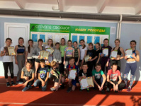 Традиционная матчевая встреча по легкой атлетике прошла между областной спортивной школой и школой олимпийского резерва