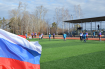 Василий Орлов: «Обновленный стадион в Восточном должен стать центром притяжения». В поселке Октябрьского района приступили к реконструкции спортивного объекта