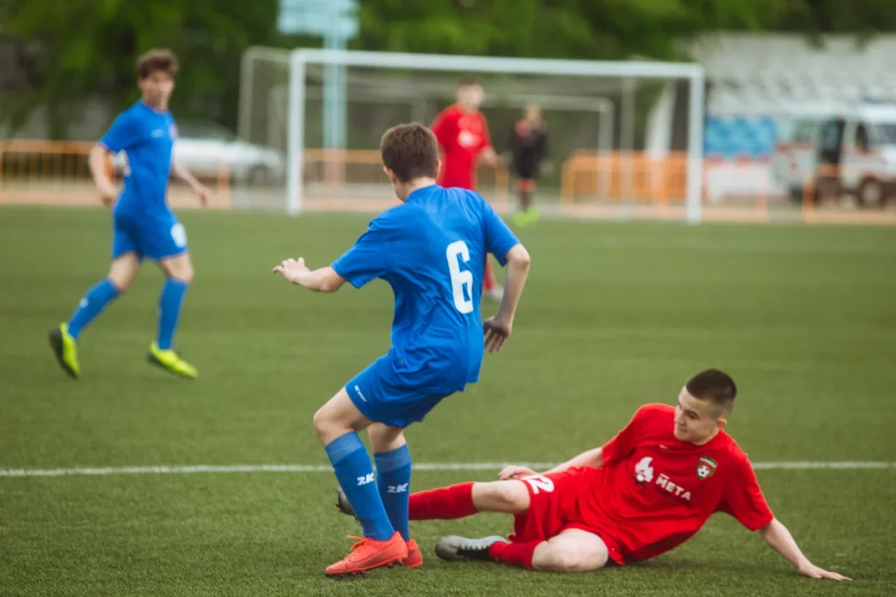 Лидером завершил первый круг первенства Дальневосточной Юношеской футбольной лиги футбольный клуб «Благовещенск» 