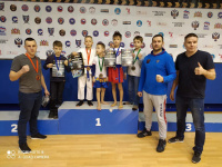 21 медаль везут из Екатеринбурга маленькие единоборцы 