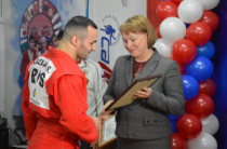 Благодарственное письмо губернатора вручили самбисту Самвелу Казаряну