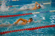 Четыре десятка особенных пловцов собрались на «Амурской волне»