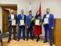 Минспорт области наградил строителей физкультурно-оздоровительного комплекса в Благовещенске