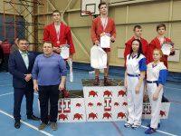 На первенстве ДФО амурские самбисты победили в пяти весовых категориях