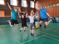 Родители амурских спортсменов сыграли в бадминтон