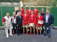 Больше двух десятков наград принесли амурчанам чемпионат и первенство ДФО по самбо
