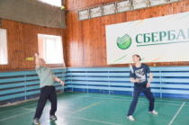 Амурские учителя физкультуры взялись за ракетки