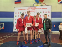 Самбисты из Приамурья выступили на первенстве ДФО