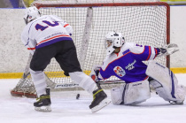 Детская хоккейная команда "Надежда" из Новобурейского съездила в Санкт-Петербург