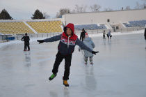 Старт сезону катания дали на стадионе «Амур»
