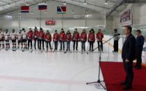 За путевки в Сочи будут сражаться юные хоккеисты старшей группы на турнире «Золотая шайба»