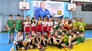 Знак ГТО на груди у тындинских школьников!