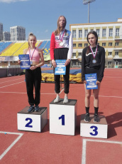 Легкоатлеты из областной спортшколы показали себя на «Приморской весне»