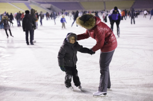 Изменение графика работы катка стадиона "Амур" на выходные 23-24 декабря