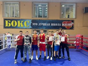 Амурчане удачно выступили на межрегиональных соревнованиях по боксу