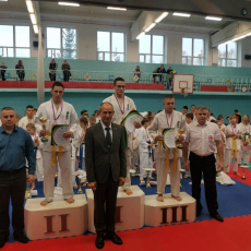 В Свободном прошли чемпионат и первенство области по киокусинкай