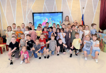 Юных тындинцев Центр тестирования познакомил с презентацией на тему "Скоро тоже подрастём - ГТО сдавать начнём!"