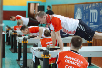 Сотрудники министерств, управлений и администраций сразились в упражнениях комплекса ГТО